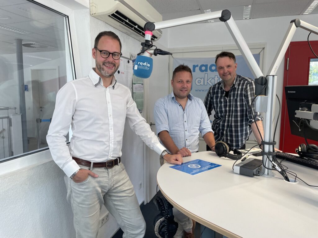 Medien (Neu)
